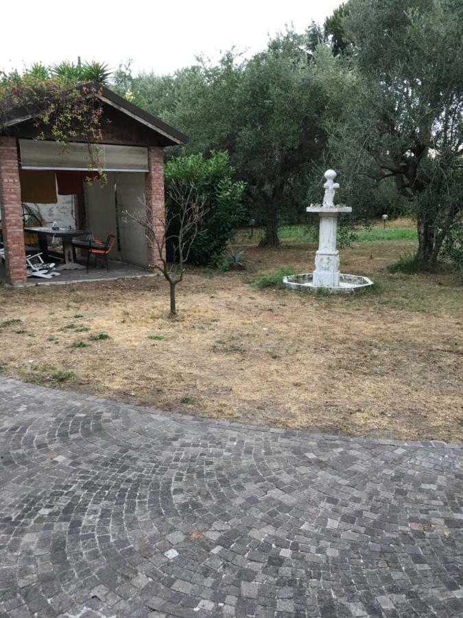 Casa Degli Zii Appartamento Letizia Luni Luaran gambar