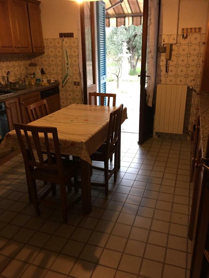 Casa Degli Zii Appartamento Letizia Luni Luaran gambar