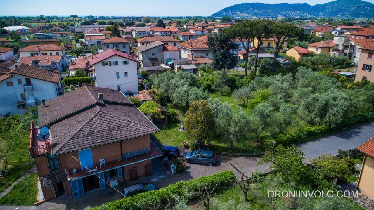 Casa Degli Zii Appartamento Letizia Luni Luaran gambar