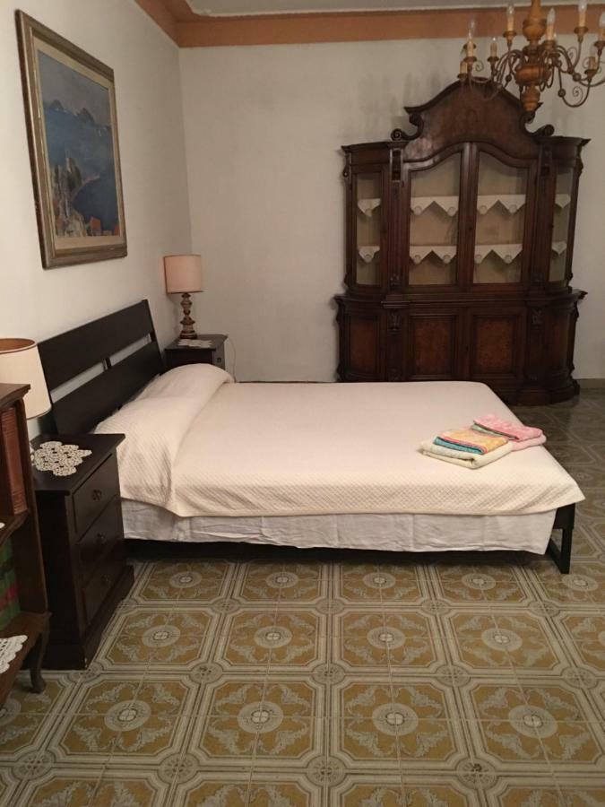 Casa Degli Zii Appartamento Letizia Luni Luaran gambar
