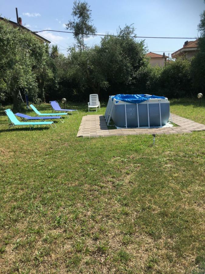 Casa Degli Zii Appartamento Letizia Luni Luaran gambar